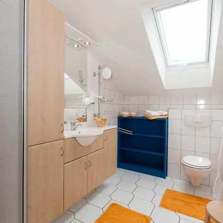 Διαμέρισμα Spacious In Tresdorf With Swimming Pool Viechtach